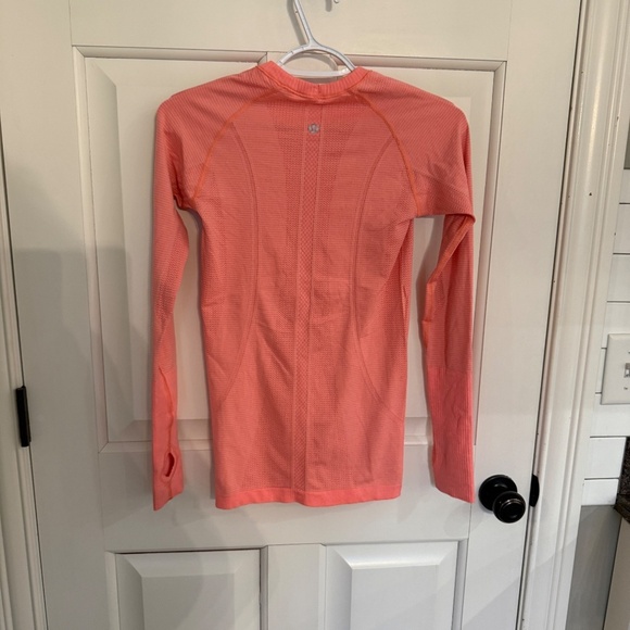 Lululemon Run: Swiftly Tech Long Sleeve Flare 45315 - Picture 12 of 15